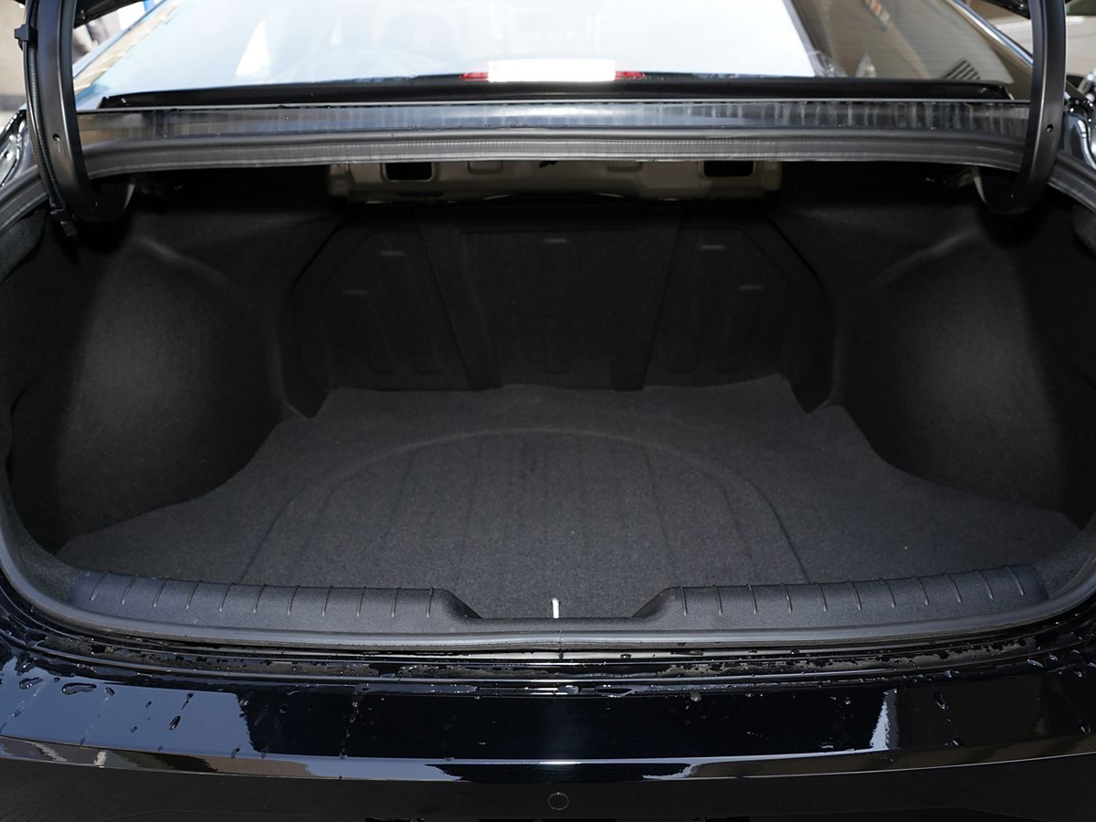 1400x1050_autohomecar__ChsFWWIEsziAZaaRADDLZGhD1R4582