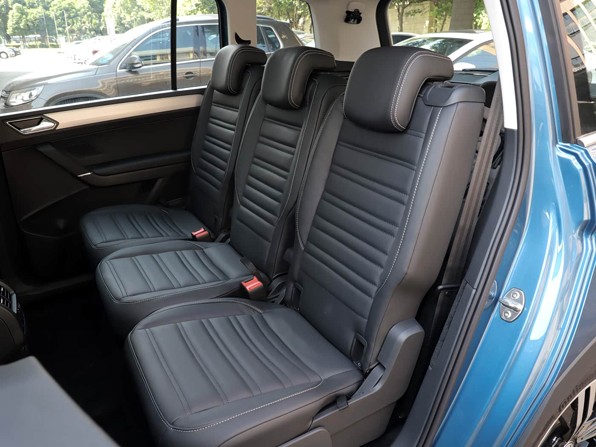 1400x1050_autohomecar__ChsEel9bLK-AfdVqAB0R1rUmnfs771