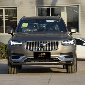 2022 for Volvo XC60 B5 AWD Momentum Premium Luxury SUV Smart Tech Leather Interior Scandinavian Design Safety Features Left Hand