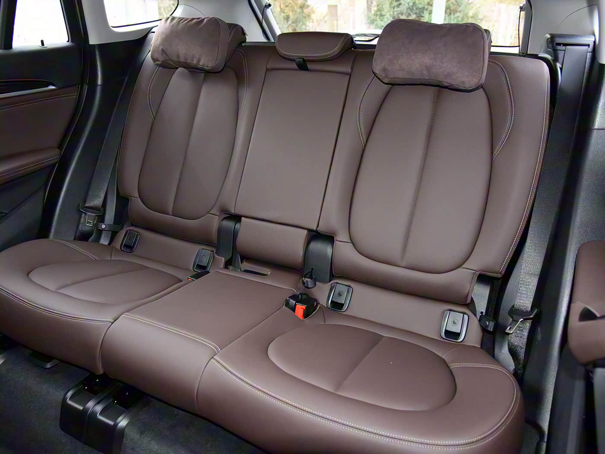 1400x1050_autohomecar__ChxkqWITkJmAU6t6ABNBf5qkUZo116