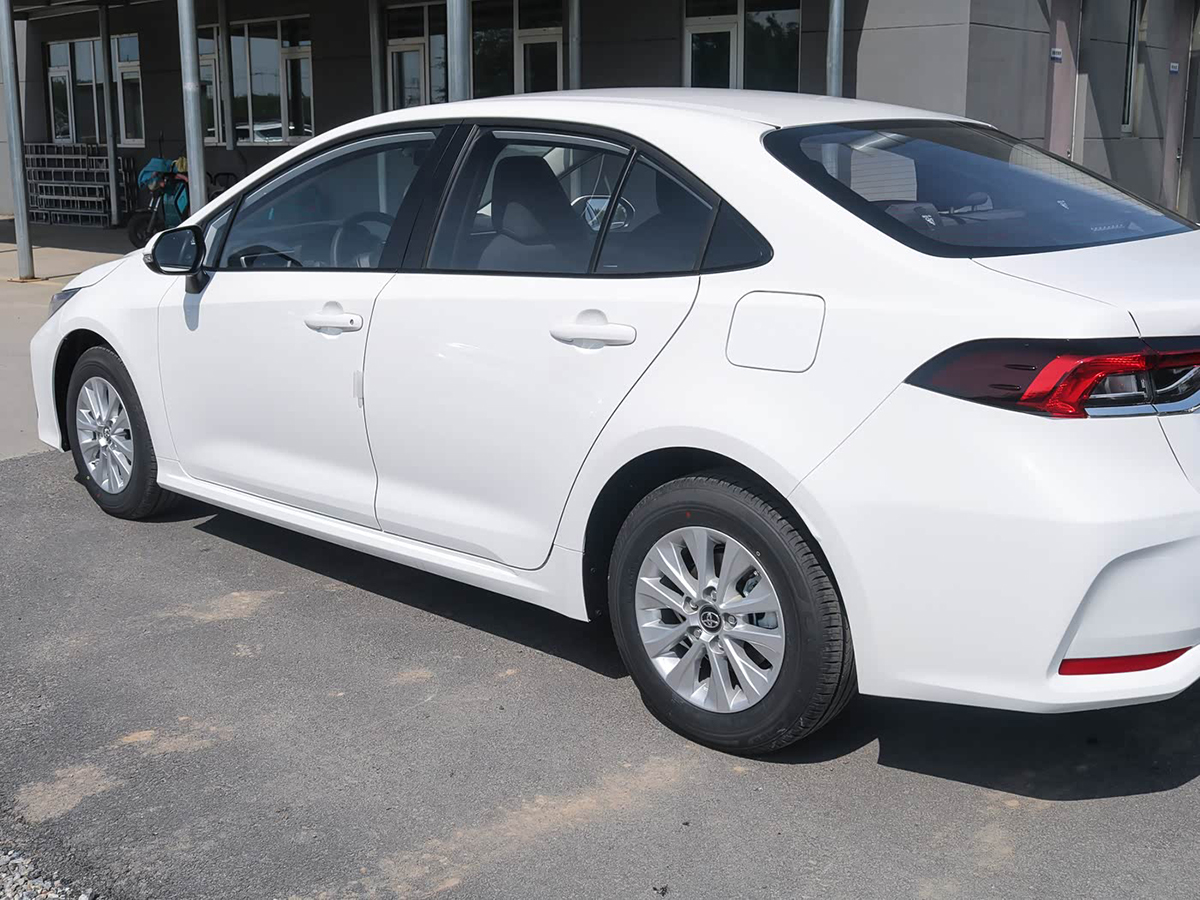 1400x1050_autohomecar__ChsEdmKIof-APohVADCrDUy8IbM848