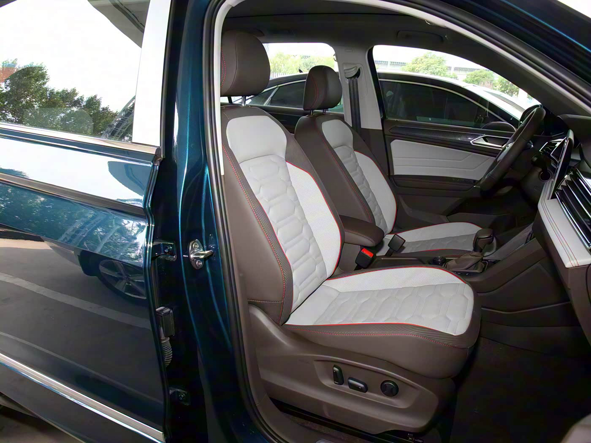 1400x1050_autohomecar__ChxkrmDkAvqALuq7ACvkzKeQJck601