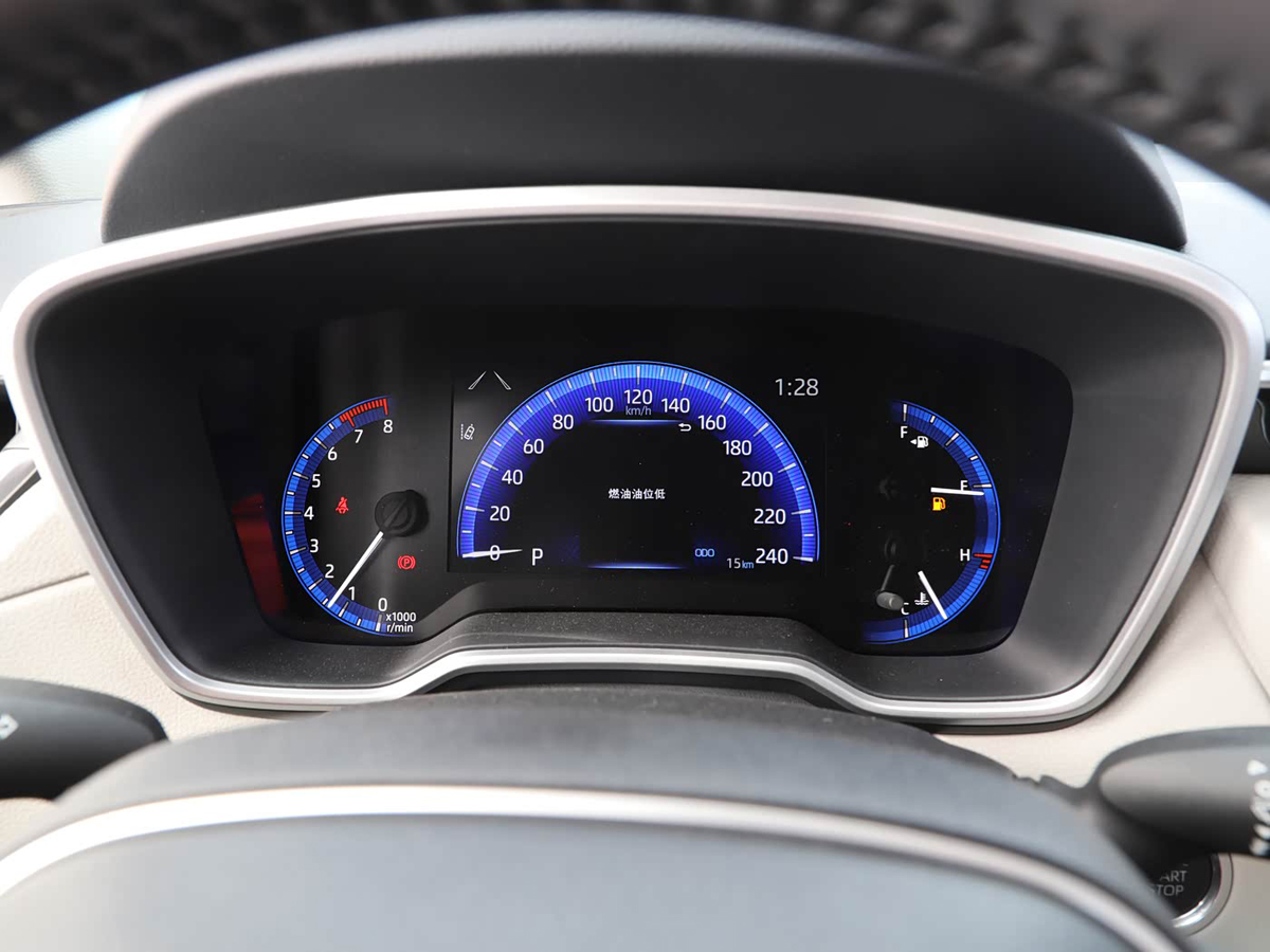 1400x1050_autohomecar__ChwFkmGpyIKASMBpABQCYDp0e2k726