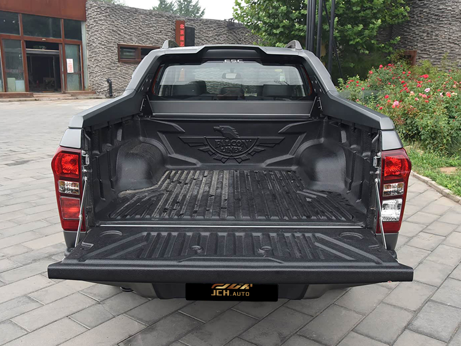 Isuzu2018x6